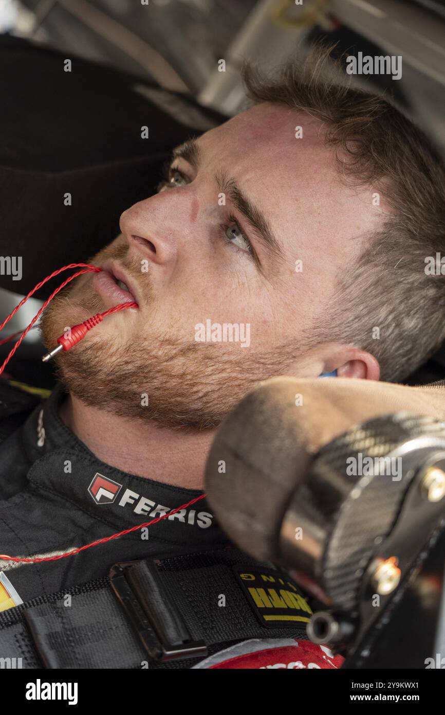 Pilote de la NASCAR Cup Series, Ty Dillon (77) prend la piste pour s'entraîner pour le FireKeppers Casino 400 au Michigan International Speedway à Brook Banque D'Images