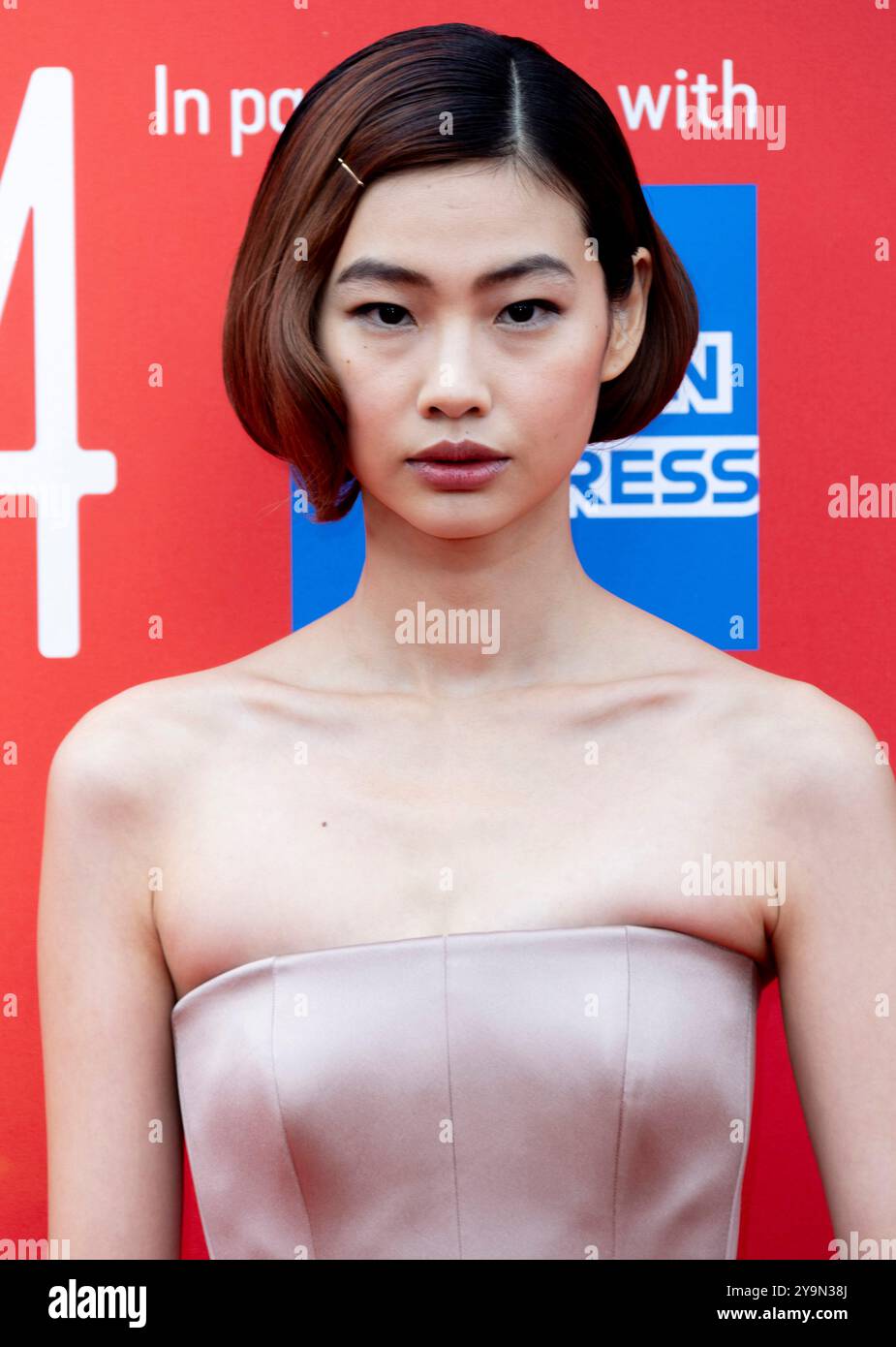 10 octobre 2024, Londres, Angleterre, Royaume-Uni - Hoyeon assiste à la première de Disclaimer au BFI London film Festival 2024, Royal Festival Hall Banque D'Images