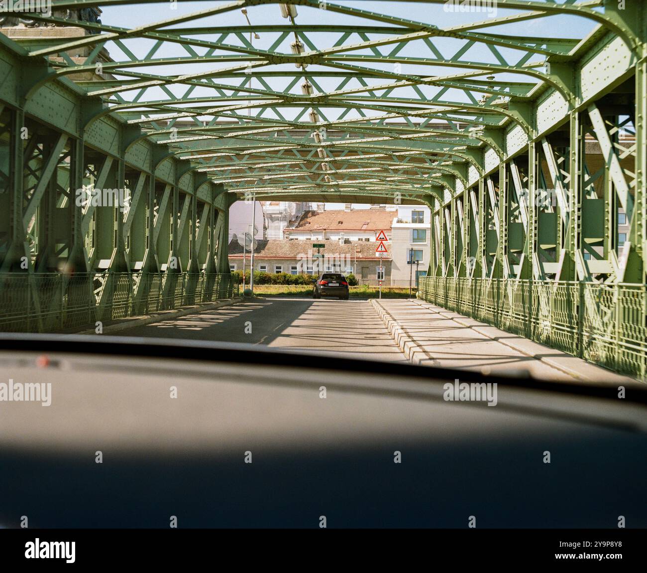Pont Schemerl sur le canal du Danube (Donaukanal) dans le district de Nussdorf à Vienne, Autriche. Banque D'Images