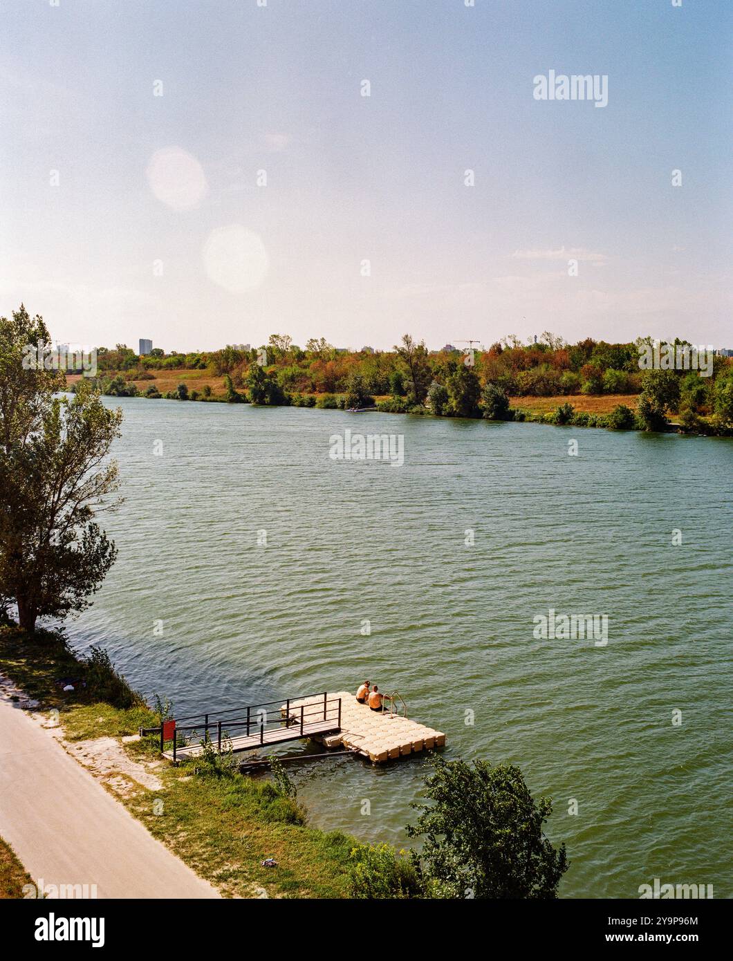 Baignade dans le Nouveau Danube, Neue Donau, Vienne, Autriche, Europe. Banque D'Images