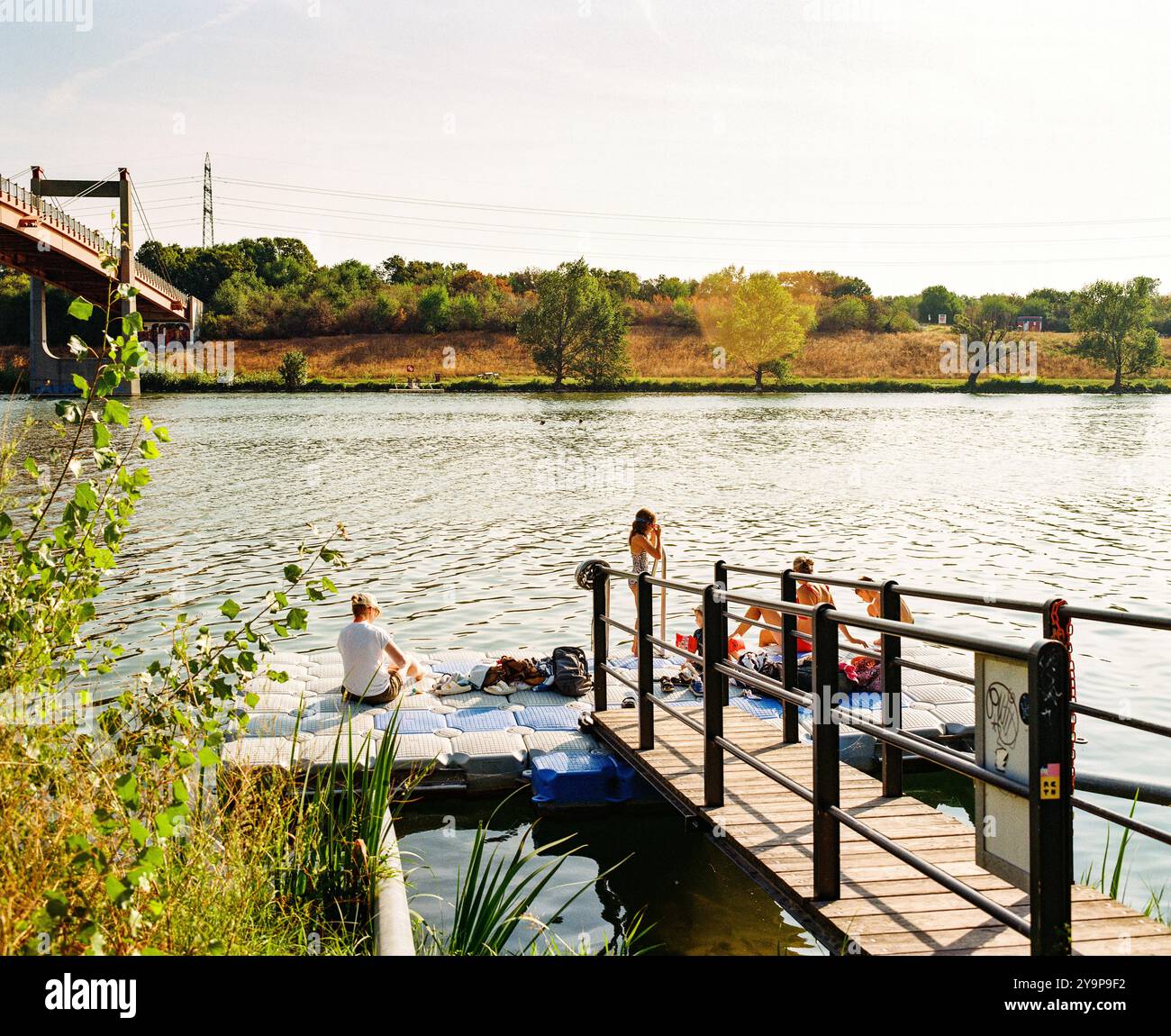Baignade dans le Nouveau Danube, Neue Donau, Vienne, Autriche, Europe. Banque D'Images