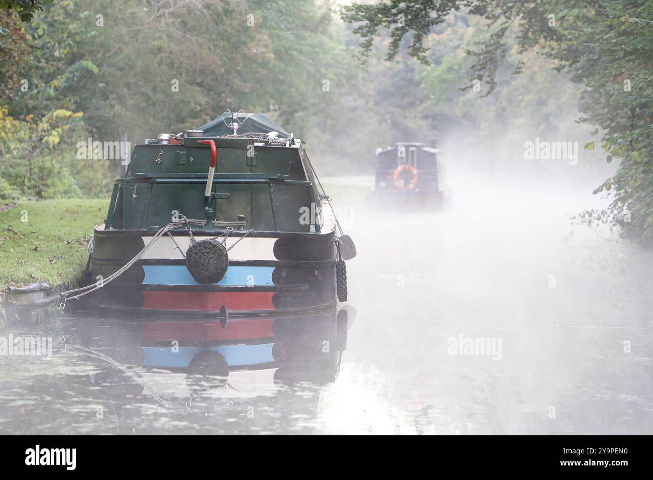 Kidderminster, Royaume-Uni. 11 octobre 2024. Météo au Royaume-Uni : c'est un début de froid glacial pour beaucoup dans les Midlands avec de la brume basse sur de nombreuses zones humides. Crédit : Lee Hudson/Alamy Live News Banque D'Images