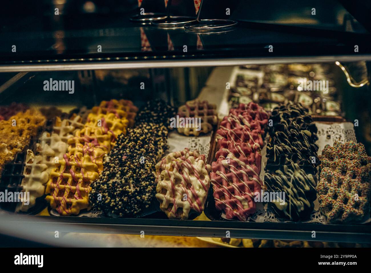 Stroopwafel, stroop wafel, également connu sous le nom de gaufre au sirop, . Photo de haute qualité Banque D'Images