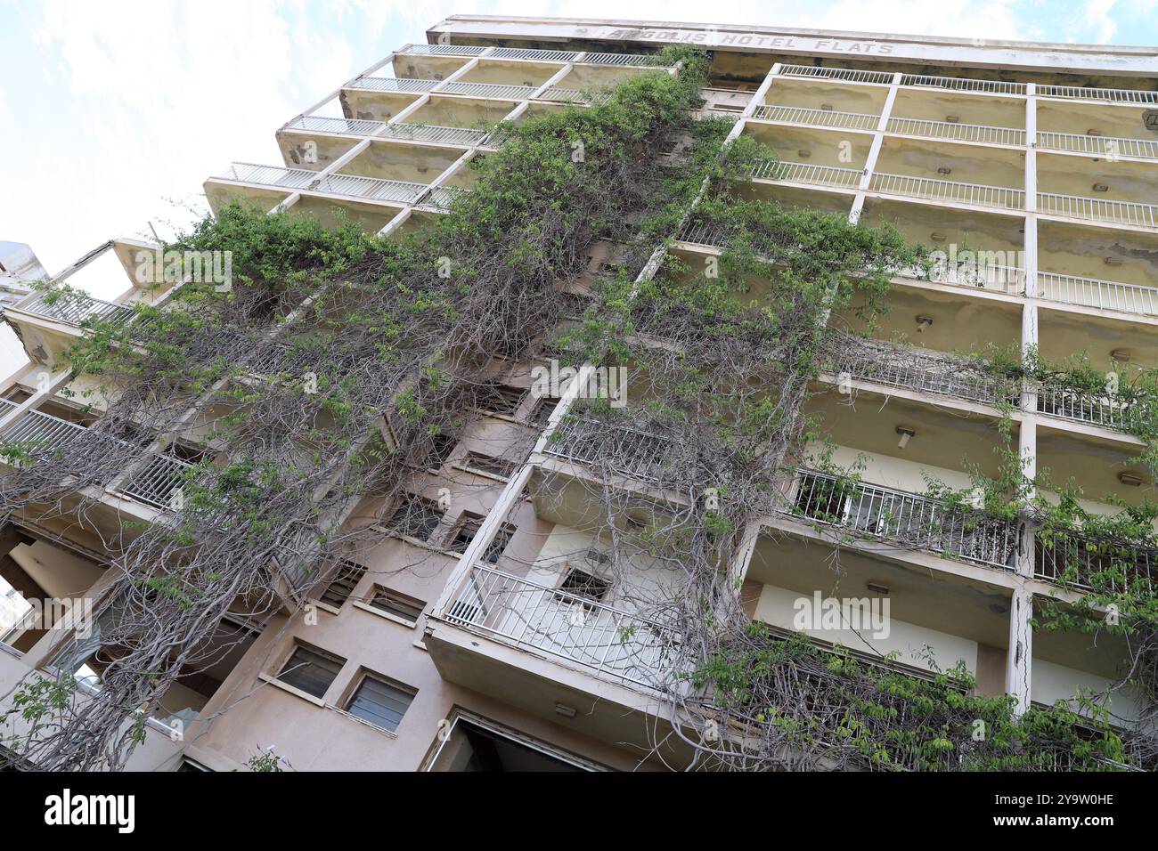 Bâtiments de la ville fantôme de Varosha qui ont été abandonnés à la suite de l'intervention turque de 1974 (Famagouste, Chypre du Nord) Banque D'Images