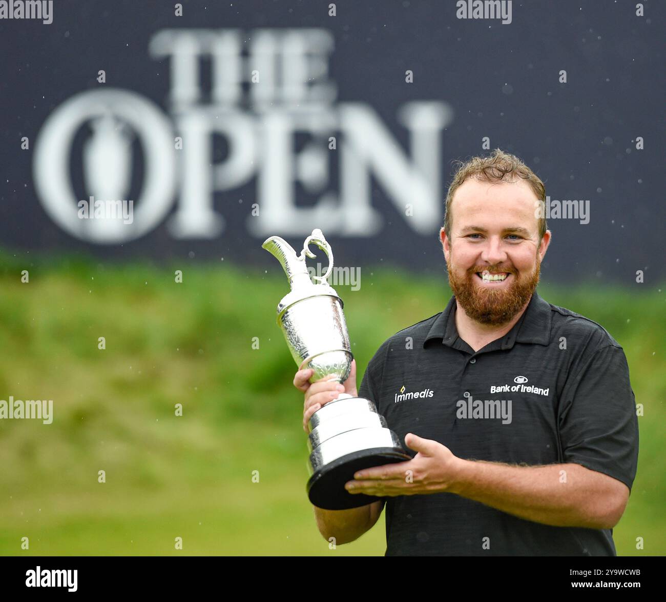 21 juillet 2019, le gagnant Shane Lowry détient le trophée Open après avoir terminé la dernière ronde du tournoi de golf Open Championship au Royal Portrush Golf Club - Dunluce course. Portrush, Irlande du Nord. Banque D'Images