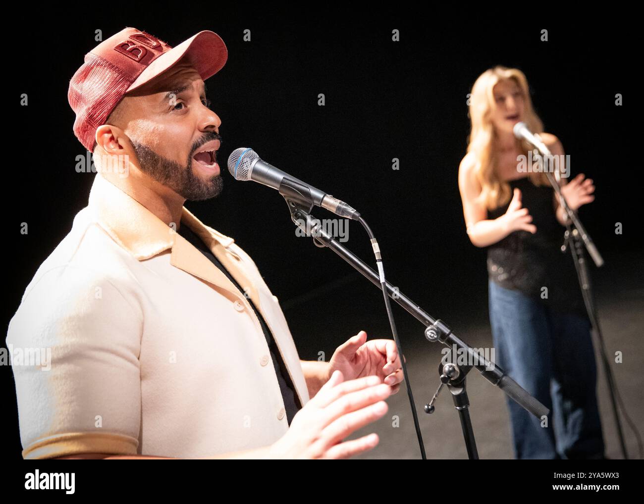 Adrian Hansel et aura Mitchell, présentation du West End, Shaw Theatre, Londres © Clarissa Debenham (film Free Photography) / Alamy Banque D'Images