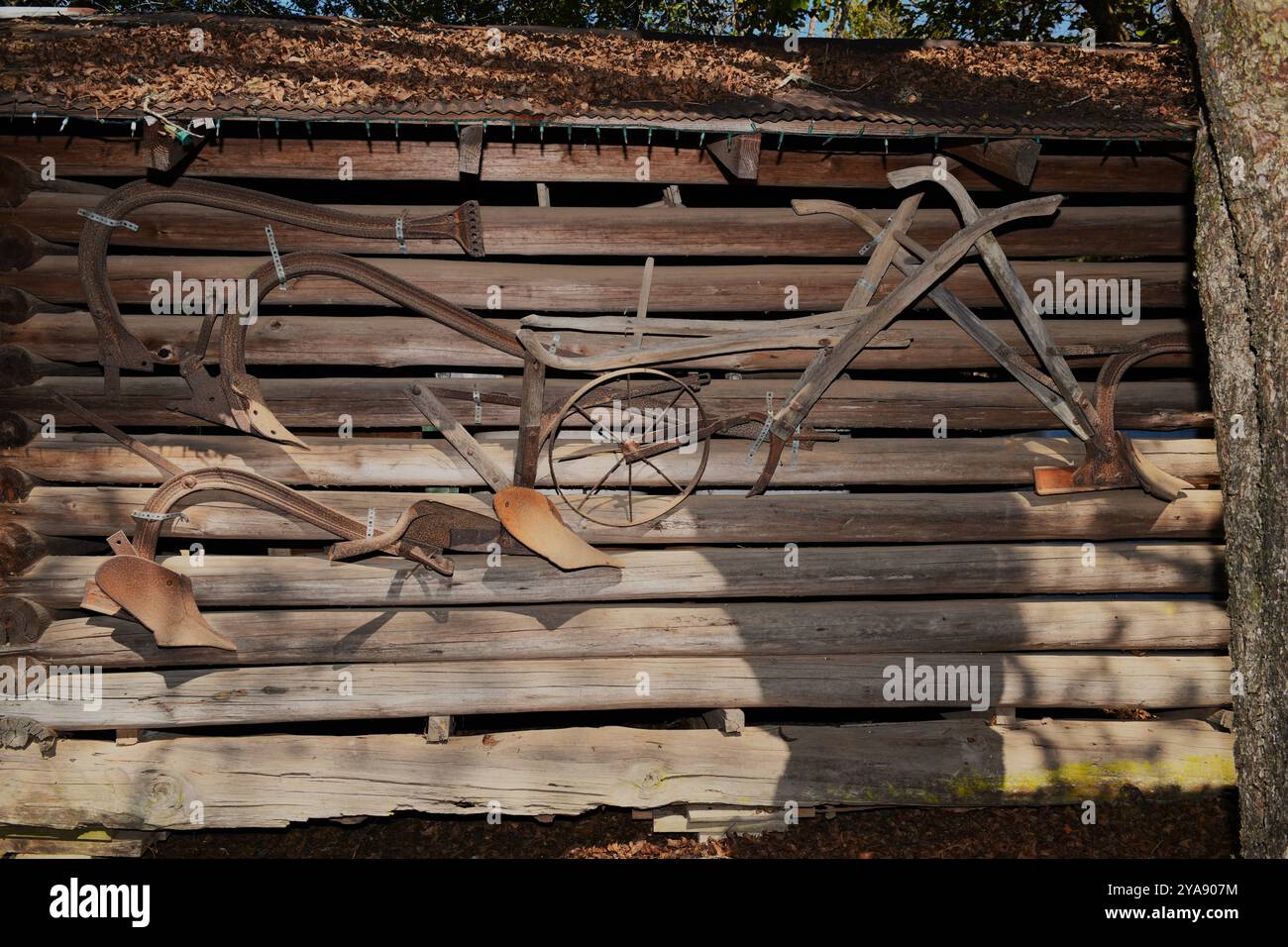 Atelier et charrues, Landrum's Homestead and Village. Banque D'Images