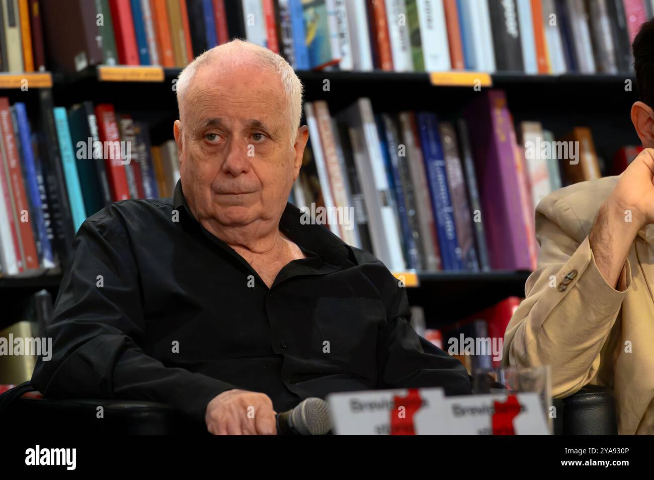 Ilan Pappé, né à Haïfa, est un historien anti-sioniste israélien. Professeur titulaire d'une chaire au Département d'histoire de l'Université d'Exeter (Royaume-Uni). Banque D'Images