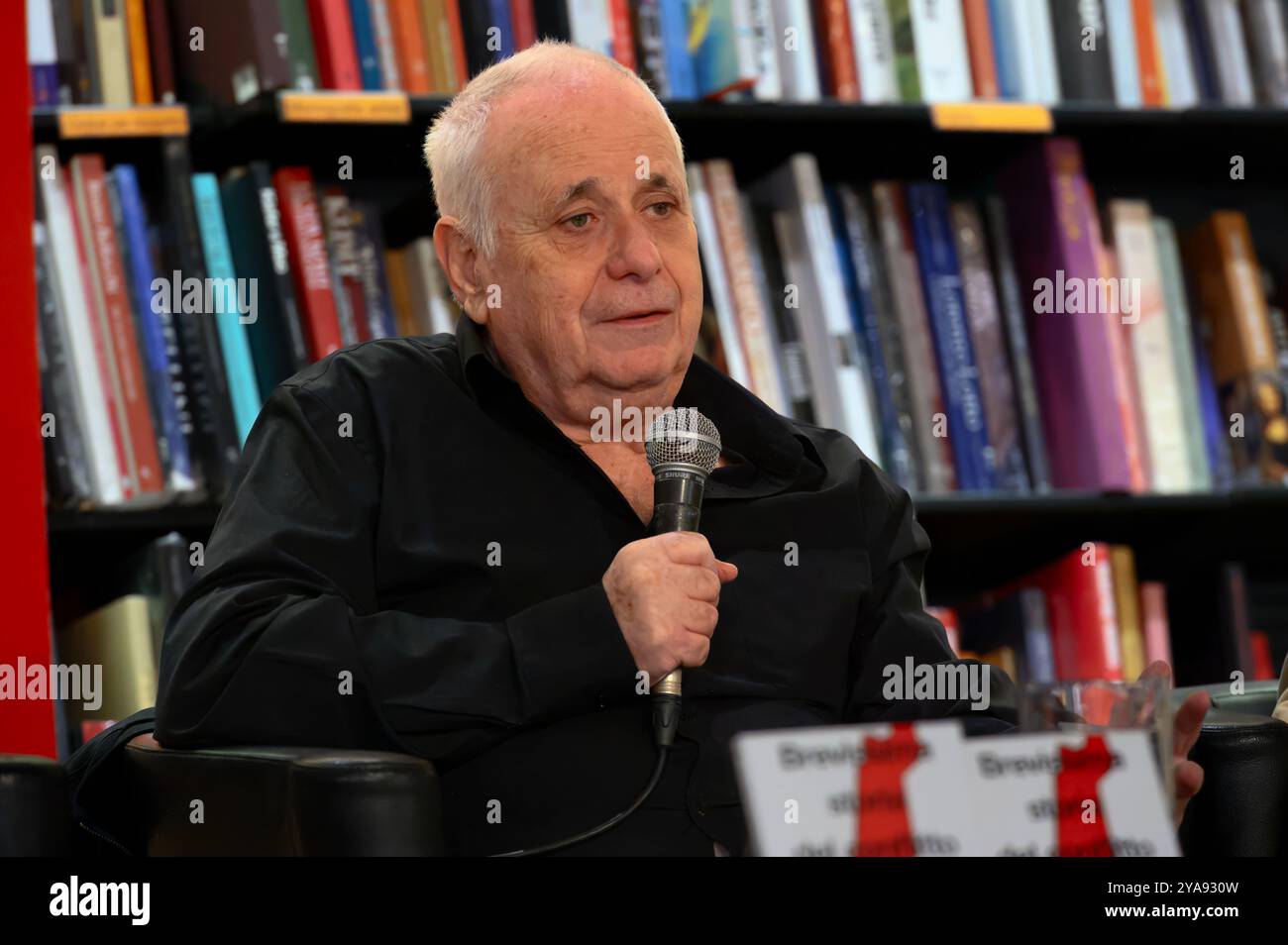 Ilan Pappé, né à Haïfa, est un historien anti-sioniste israélien. Professeur titulaire d'une chaire au Département d'histoire de l'Université d'Exeter (Royaume-Uni). Banque D'Images