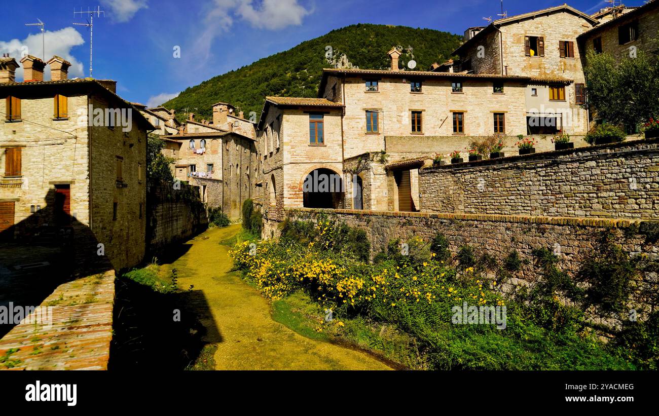 Le tracé médiéval parfaitement conservé du village de Gubbio, Ombrie, Italie Banque D'Images