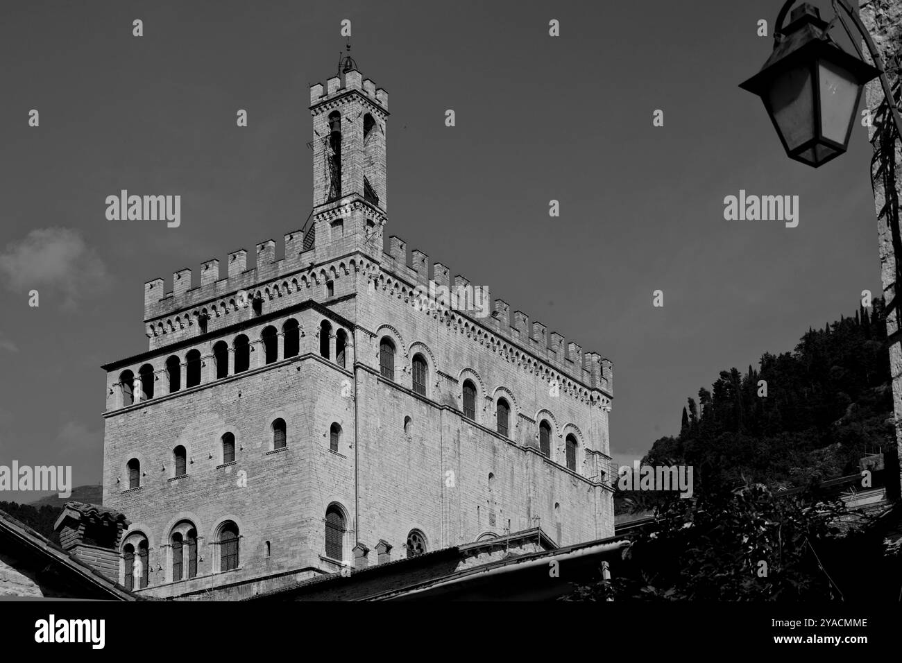 Le tracé médiéval parfaitement conservé du village de Gubbio, Ombrie, Italie Banque D'Images