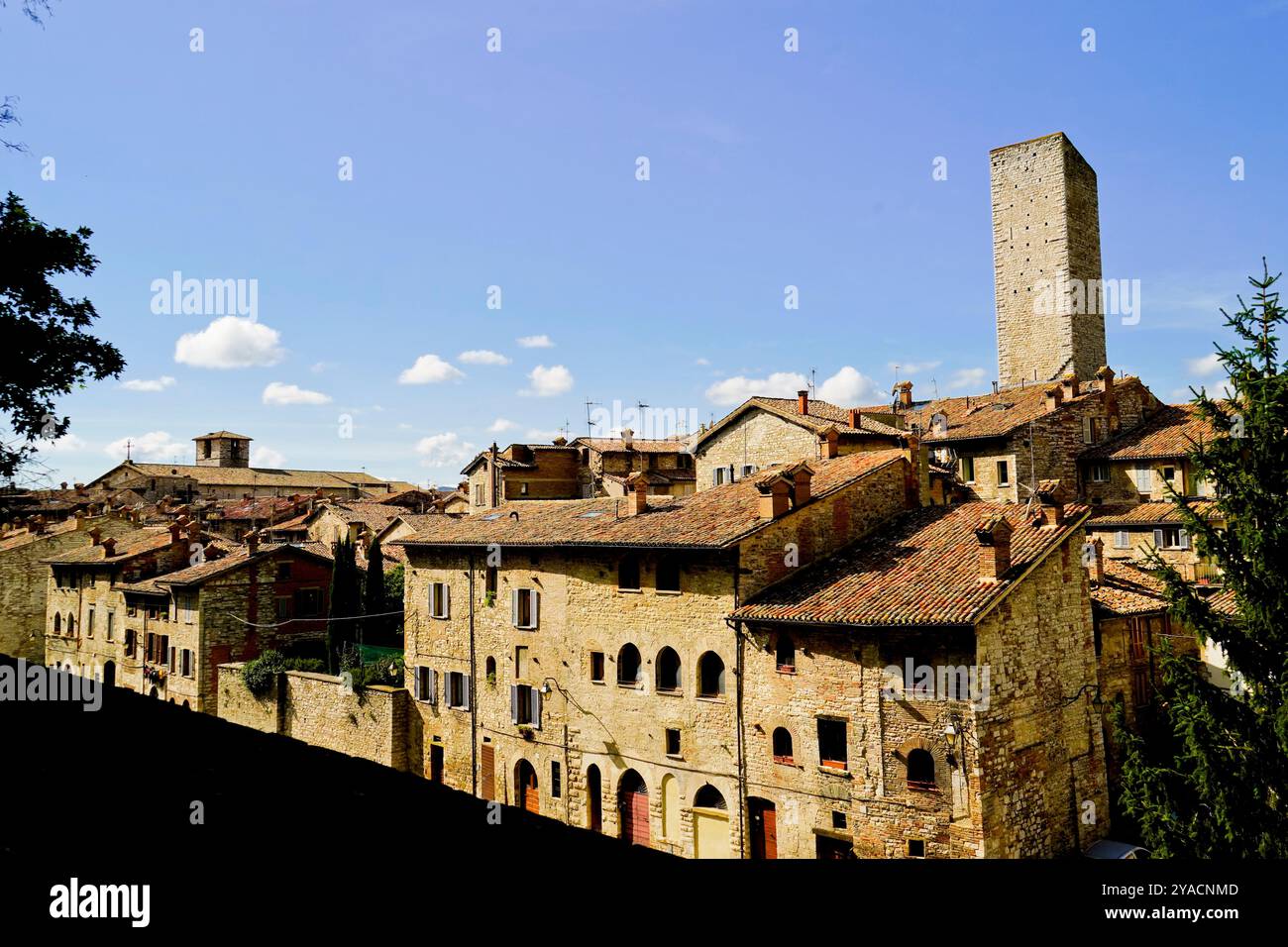 Le tracé médiéval parfaitement conservé du village de Gubbio, Ombrie, Italie Banque D'Images