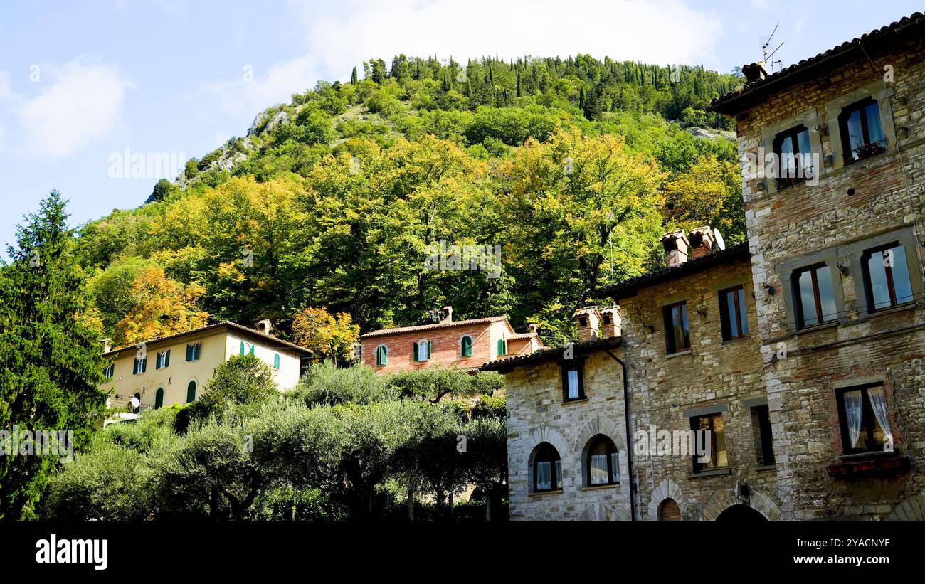 Le tracé médiéval parfaitement conservé du village de Gubbio, Ombrie, Italie Banque D'Images