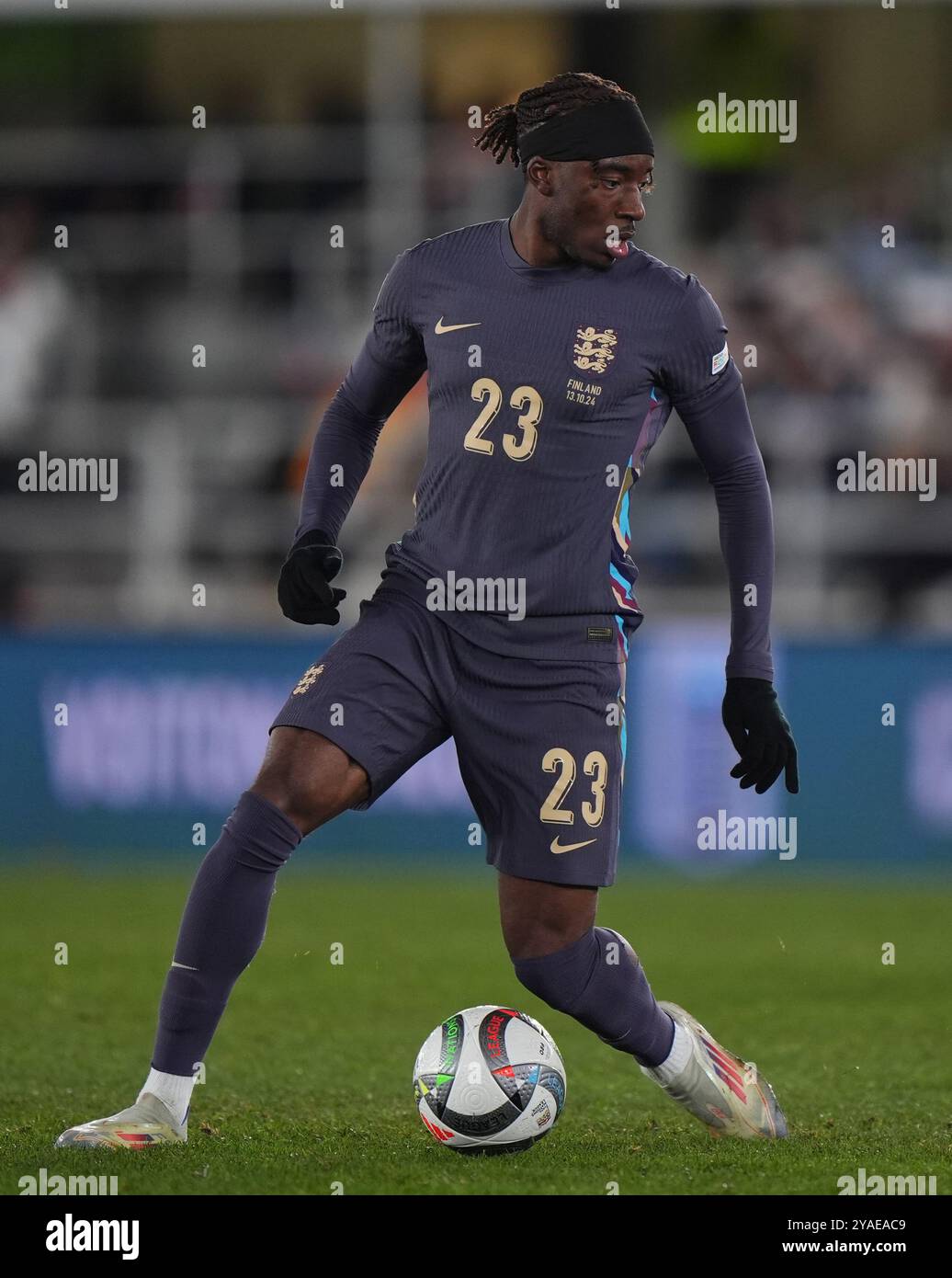 L'anglaise Noni Madueke lors du match du Groupe B2 de l'UEFA Nations League au stade olympique d'Helsinki en Finlande. Date de la photo : dimanche 13 octobre 2024. Banque D'Images