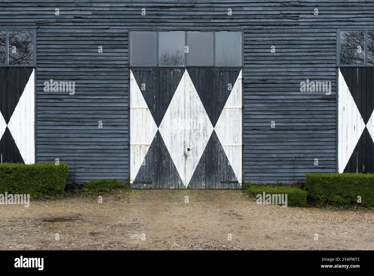 Mheer, Limbourg, pays-Bas, 04 05 2022, portes de grange à motifs en bois, Europe Banque D'Images
