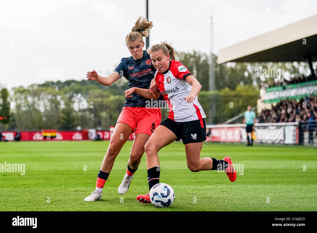 Rotterdam, pays-Bas. 13 octobre 2024. Rotterdam - Jarne Teulings of Feyenoord V1 lors du match opposant Feyenoord V1 contre AZ V1 à Nieuw Varkenoord le 13 octobre 2024 à Rotterdam, pays-Bas. Crédit : Box to Box Pictures/Alamy Live News Banque D'Images