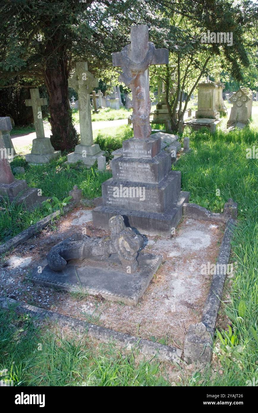 PHOTOS D'ANTAN - géré par PPL PHOTO AGENCYCirca mai 2013. Le site de la tombe du capitaine Charlie Barr, dans le vieux cimetière de Southampton, capitaine britannique Banque D'Images