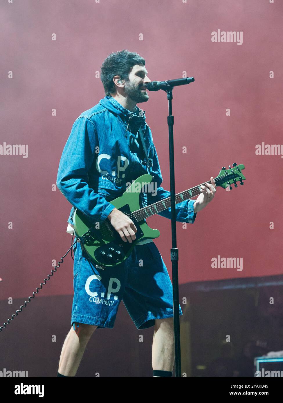 Kasabian lors du concert au Festival Cruïlla, à Barcelone, en juillet 2024. Kasabian Kasabian est un groupe de rock anglais formé à Leicester en 1997 par Tom Meig Banque D'Images