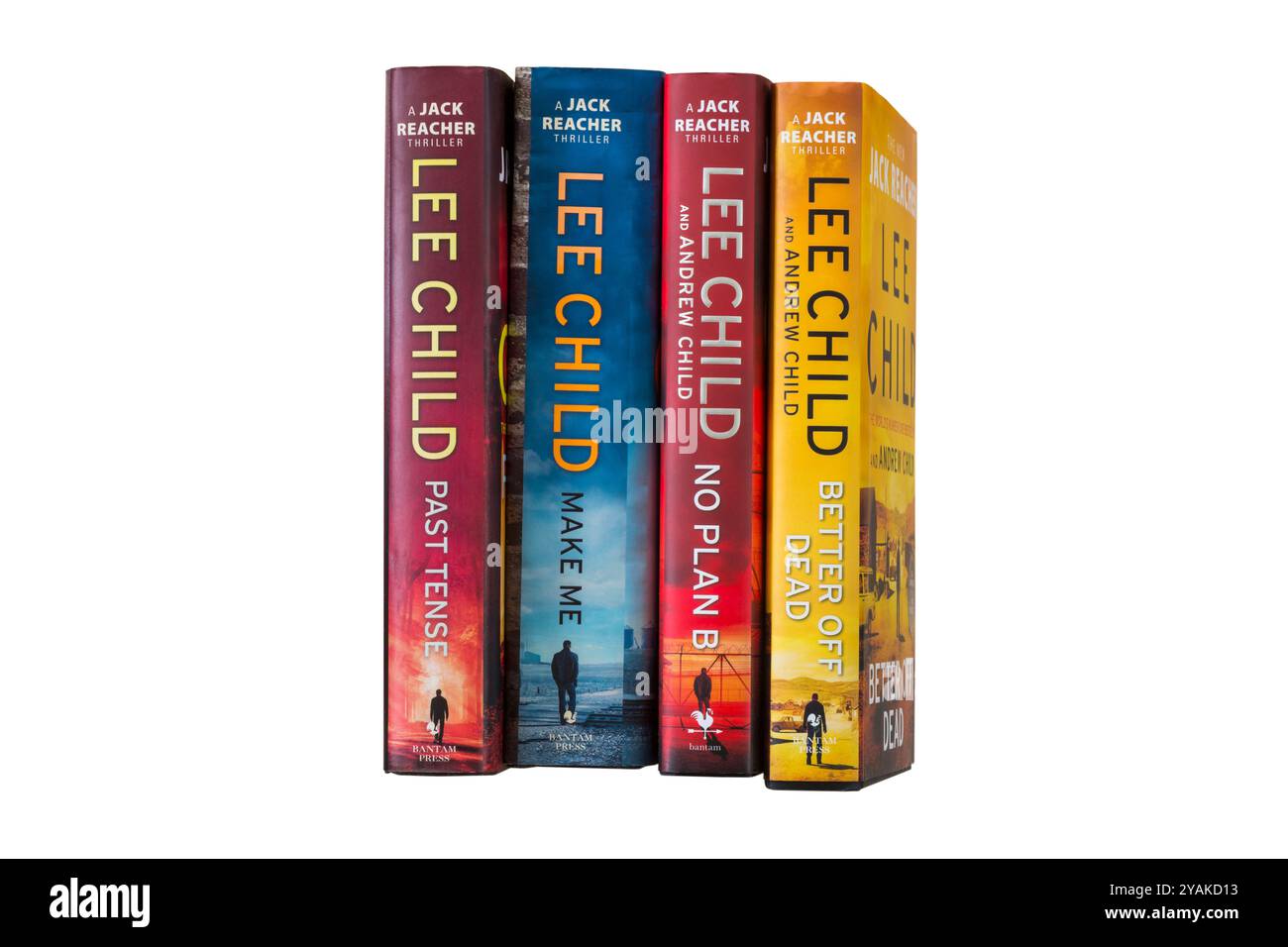 Sélection de livres Lee Child montrant Spines of Past Tense, Make me, No Plan B et Better Off Dead, isolés sur fond blanc Banque D'Images