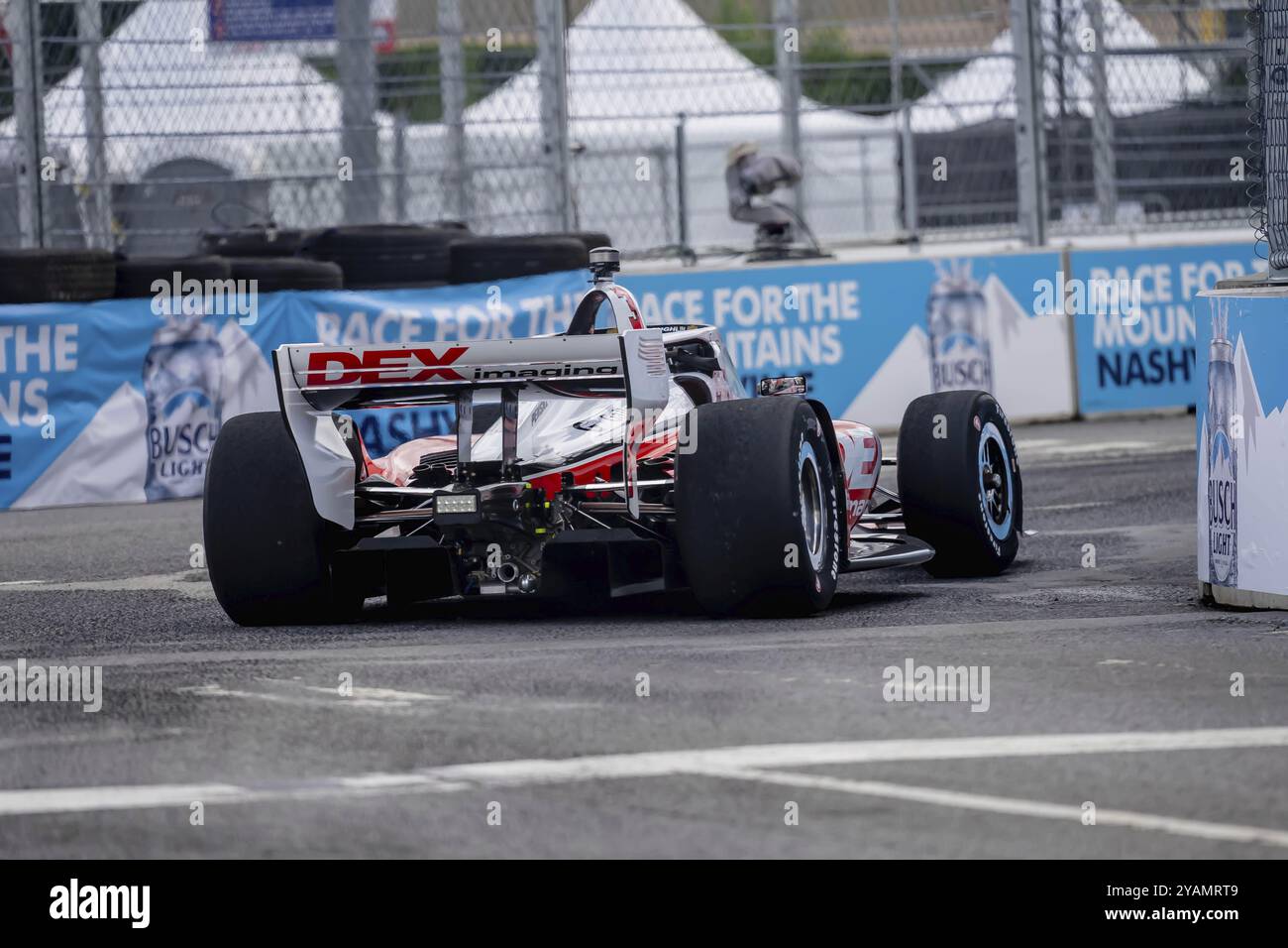 SCOTT MCLAUGHLIN (3), pilote de la série INDYCAR, de Christchurch, en Nouvelle-Zélande, voyage dans les virages lors d'une séance d'essais pour le Big machine Musi Banque D'Images