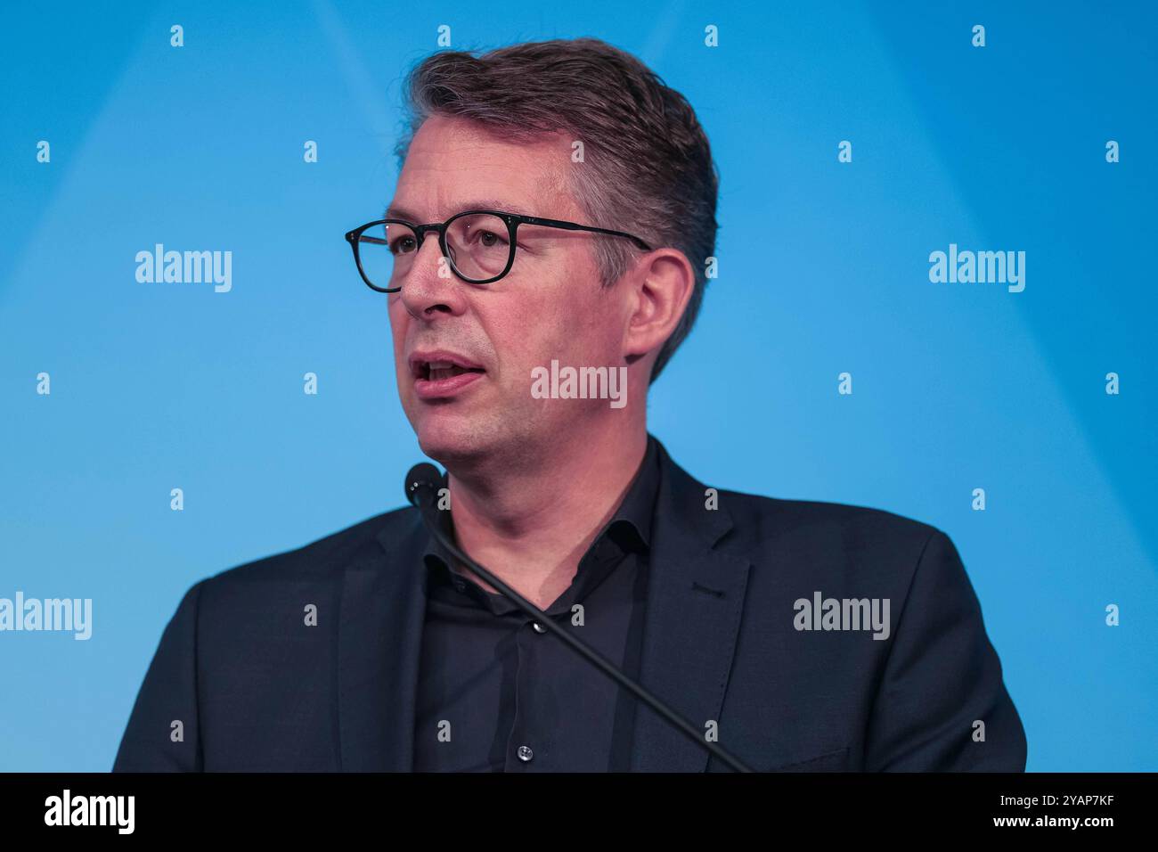 Pressekonferenz zu Wissenschaftsthemen am 15.10.2024 im Prinz-Carl-Palais in München Markus Blume Wissenschaftsminister Bayern *** Conférence de presse sur des sujets scientifiques le 15 10 2024 au Prinz Carl Palais de Munich Markus Blume Ministre bavarois des Sciences xJRx Banque D'Images