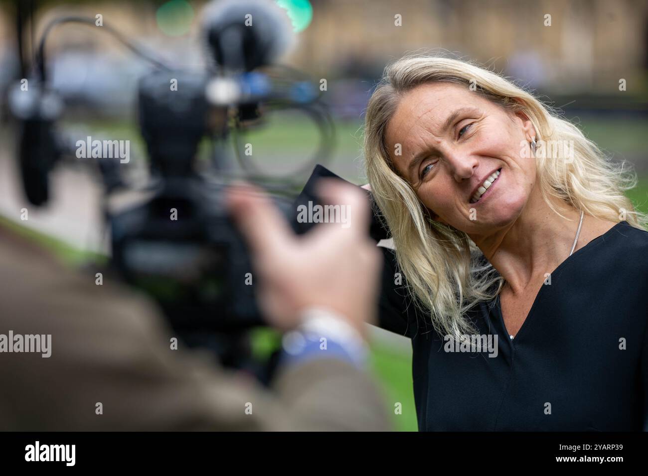 Londres, Royaume-Uni. 15 octobre 2024. La députée Kim Leadbeater présente son projet de loi sur l'aide à mourir à la Chambre des communes demain, mercredi 16 octobre 2024 ce projet de loi est connu sous le nom de projet de loi d'initiative parlementaire sur le choix en fin de vie / adultes malades en phase terminale (fin de vie). Crédit : Ian Davidson/Alamy Live News Banque D'Images