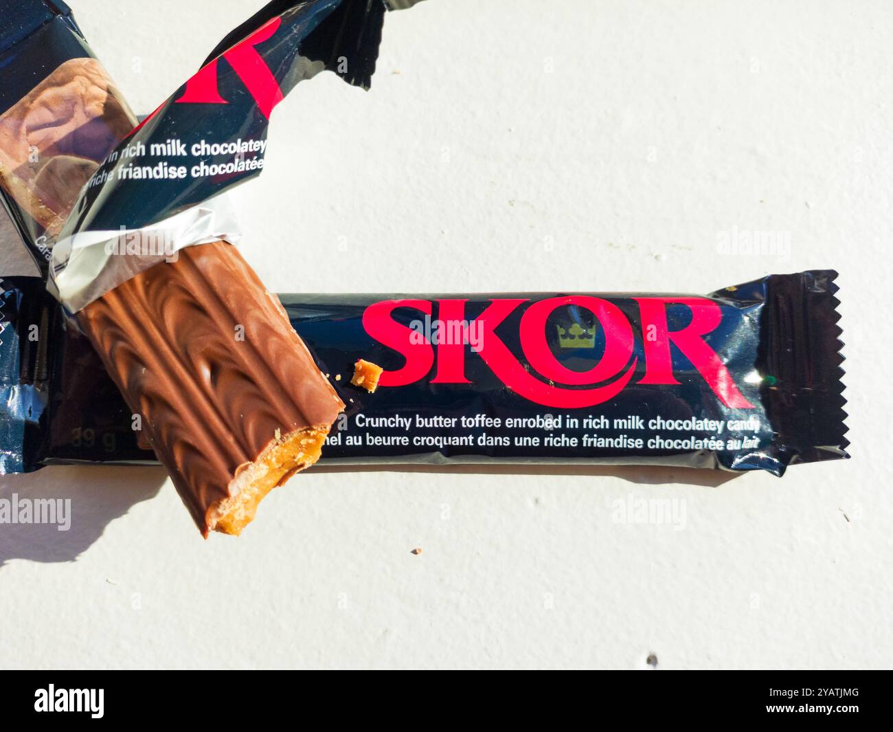 Barre de chocolat Skor, une collation populaire canadienne au chocolat et au caramel Banque D'Images