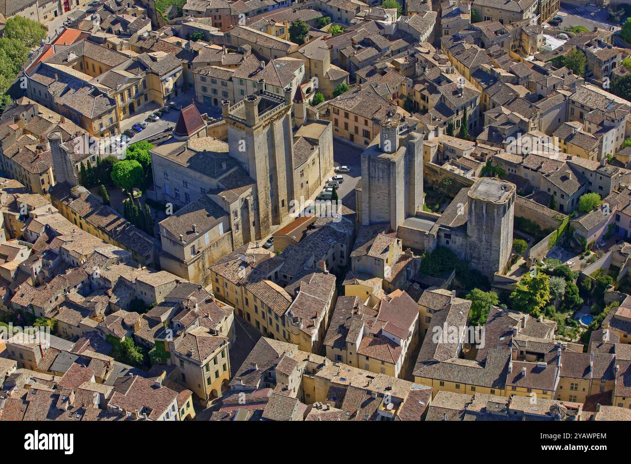 France, département du Gard, Uzès est une ville d'art et d'histoire, vue aérienne, Banque D'Images