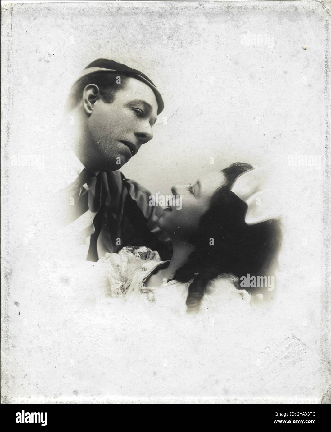 James Jewel et Gertie Driver. Les parents du célèbre comédien des années 1950 Jimmy Jewel, James et Gertie ont joué dans des Music-halls anglais au début des années 1900 James, qui s'appelait aussi Jimmy, comme son fils, et Gertie étaient des vaudevilliens, des clowns, des danseurs et des acteurs. Banque D'Images