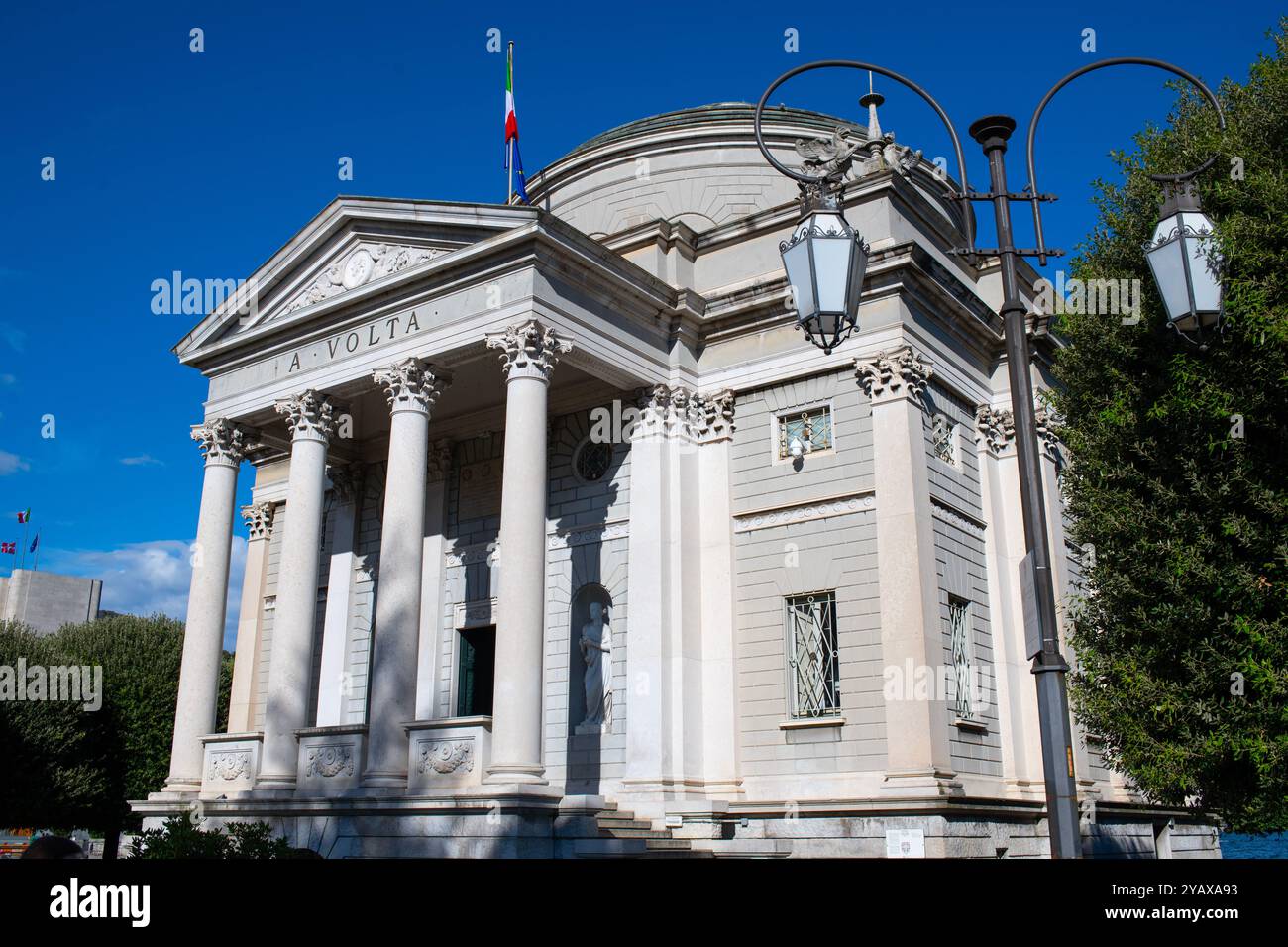 Europe Italie Italie Lombardie région ville de Côme tempio Voltiano un musée et mémorial pour honorer la vie du pionnier de l'électricité Alessandro Volta Banque D'Images