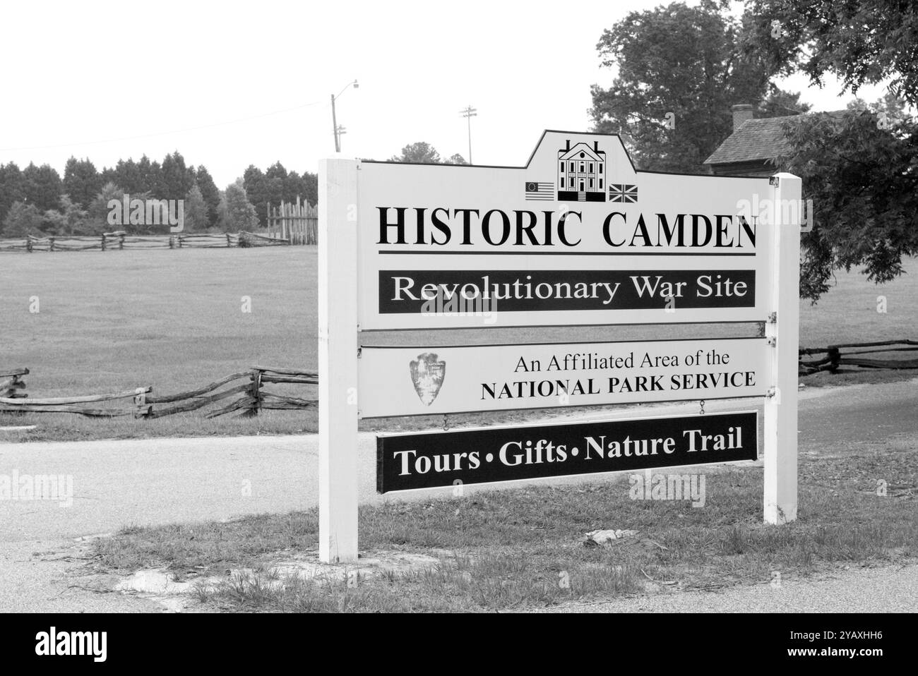 Panneau d'entrée au Revolutionary War Park à Camden, Caroline du Sud, États-Unis. Un endroit incontournable pour les mordus d'histoire et les touristes explorant SC Parks. Banque D'Images