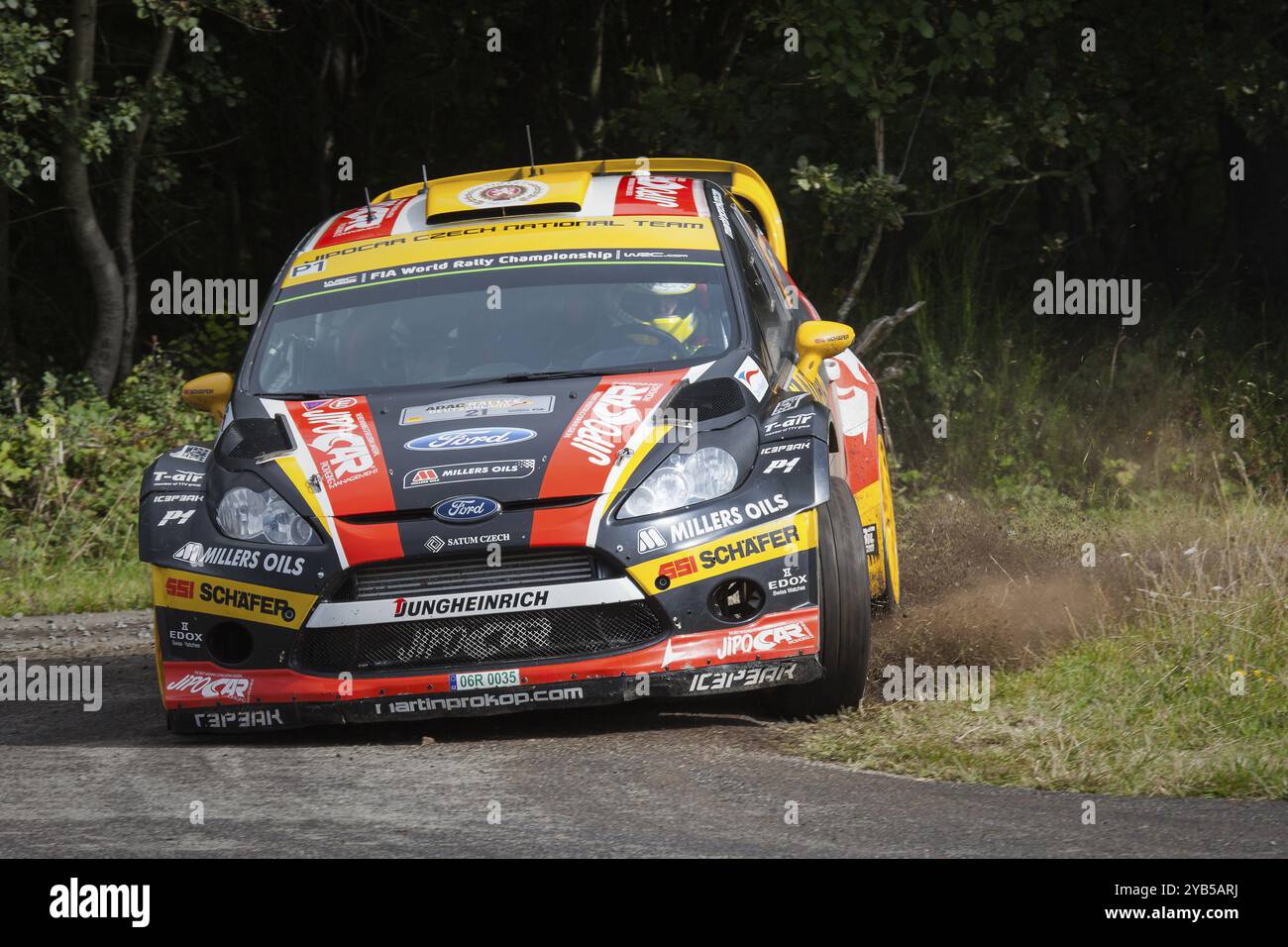 Martin Prokop et Jan Tomanek s’affrontent sur leur Ford Fiesta RS WRC lors de la deuxième journée du rallye ADAC Deutschland le 23 août 2014 à Trèves, Allemagne, EUR Banque D'Images