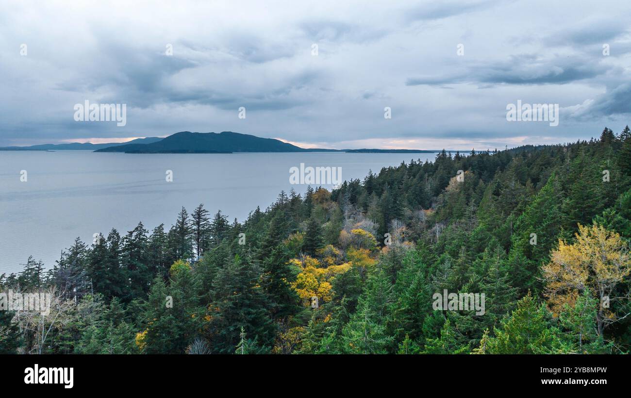 Vue aérienne de Lummi Island, Washington, depuis Dogfish point Banque D'Images