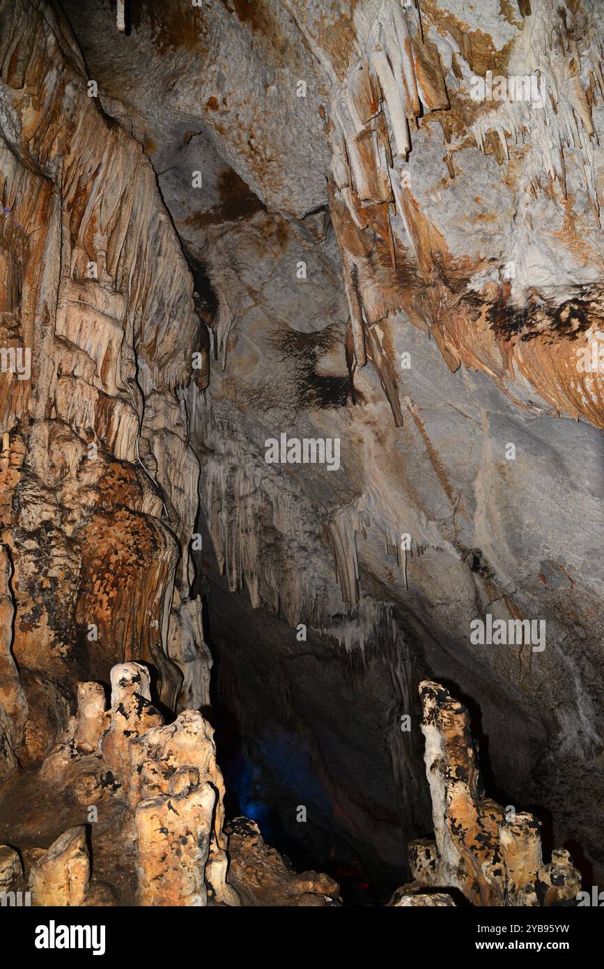 Grotte de Keloglan à Denizli, Turquie Banque D'Images