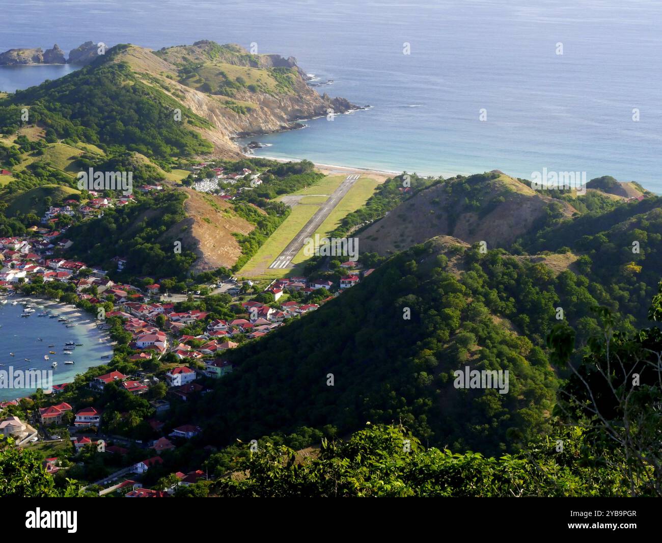 Vue de l'aire d'atterrissage de l'aéroport des Saintes à Terre de Haut, guadeloupe Banque D'Images