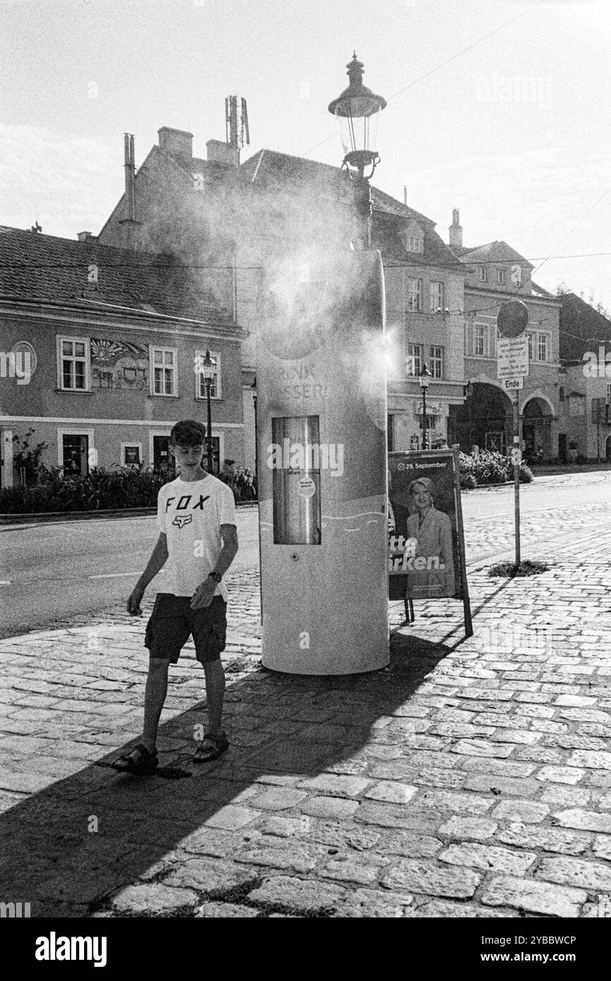 Station de remplissage d'eau potable, Grinzing, Vienne, Autriche. Banque D'Images