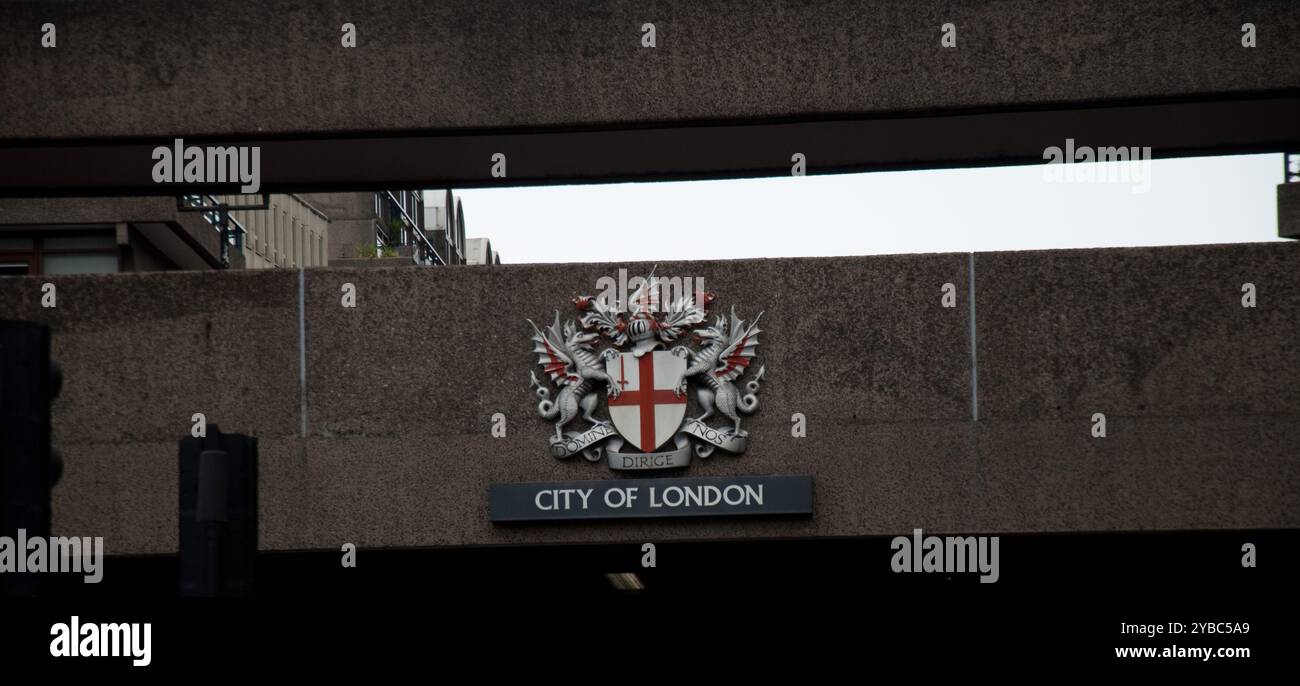 Armoiries de la ville de Londres, Smithfield, ville de Londres, Angleterre, Royaume-Uni. Les armoiries officielles de la City of London Corporation. Banque D'Images