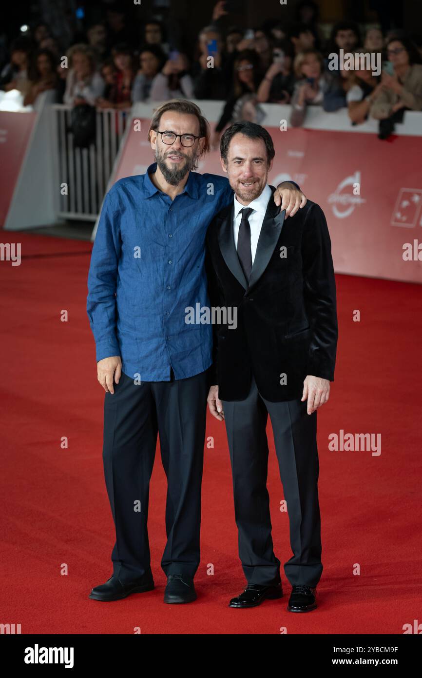 Rome, Italie - 16 octobre 2024 : Andrea Segre et Elio Germano assistent au tapis rouge "Berlinguer - The Great ambition" lors du 19ème Festival du film de Rome à l'Auditorium Parco Della Musica. Banque D'Images