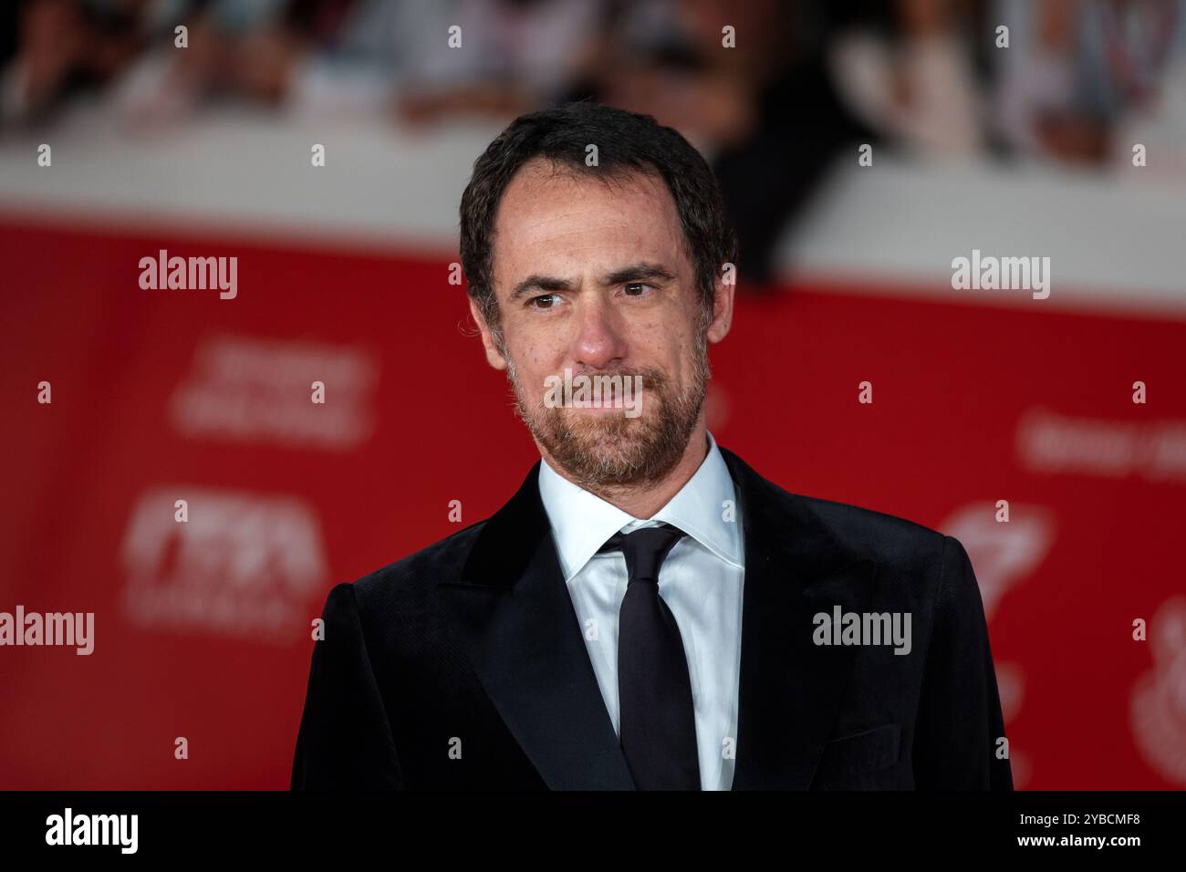 Rome, Italie - 16 octobre 2024 : Elio Germano assiste au tapis rouge « Berlinguer - The Great ambition » lors du 19e Festival du film de Rome à l'Auditorium Parco Della Musica. Banque D'Images