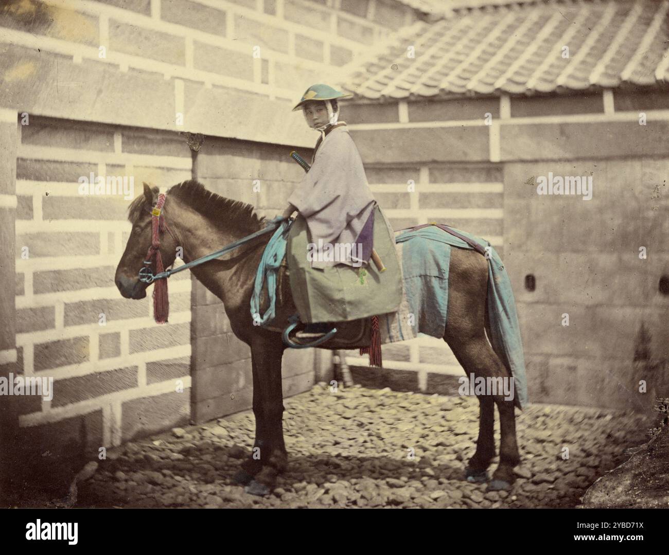Officier monté japonais, 1866-1867. Homme sur un cheval. Banque D'Images