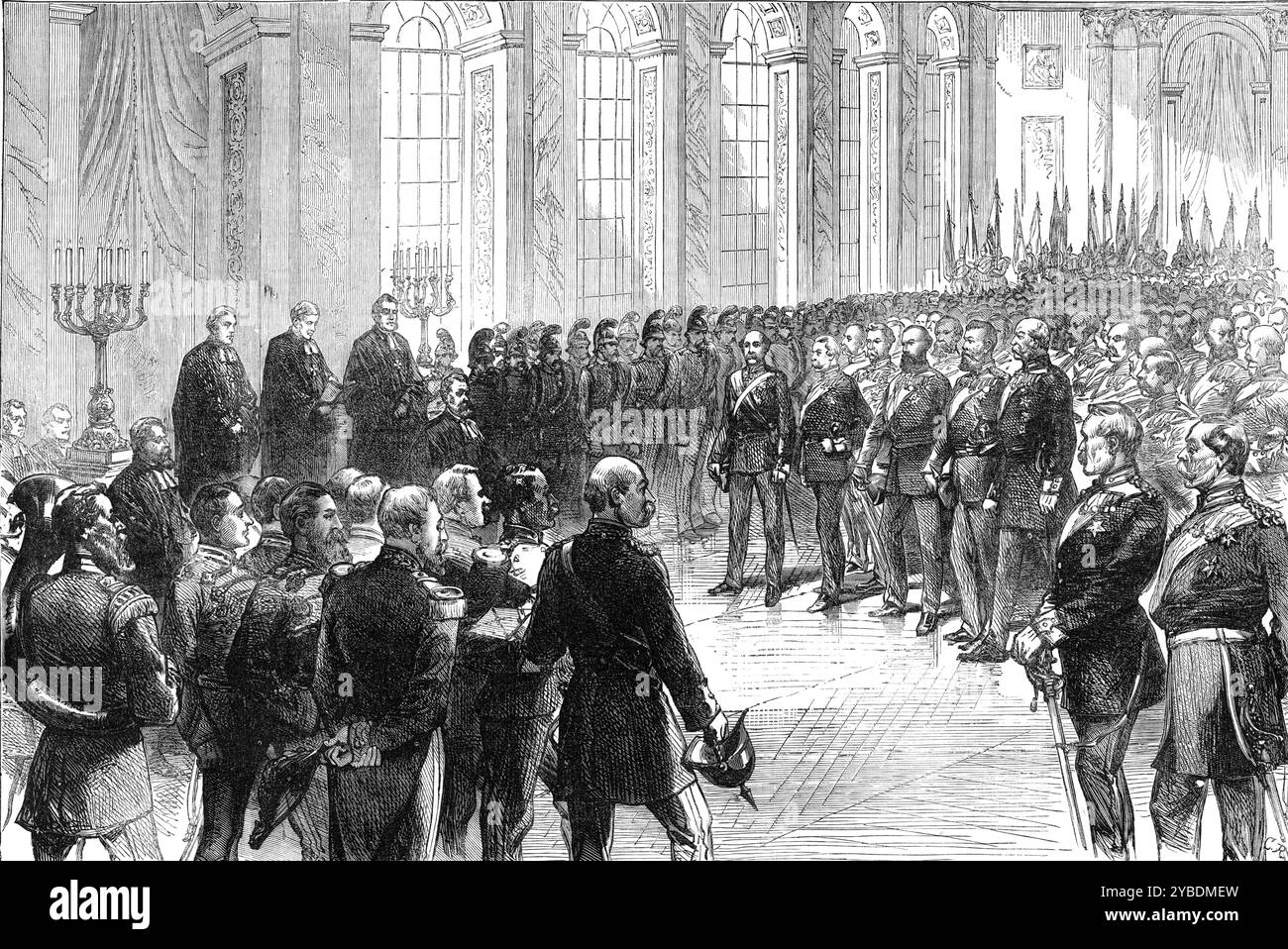 Proclamer l'empereur allemand : service religieux - Galerie des glaces, Château de Versailles, 1871. Guerre franco-prussienne : '...le cérémonial du 18 janvier, lorsque le roi de Prusse prit officiellement le nouveau titre d'"Empereur allemand"...c'est au Palais Royal de Versailles...et dans la splendide Galerie des glaces, vaste appartement ainsi appelé des miroirs dont ses murs sont ornés, que la dignité impériale de l'Allemagne unie fut consacrée par un service religieux luthérien...le nombre total d'officiers allemands présents était compris entre cinq et six cents... Comptage bis Banque D'Images