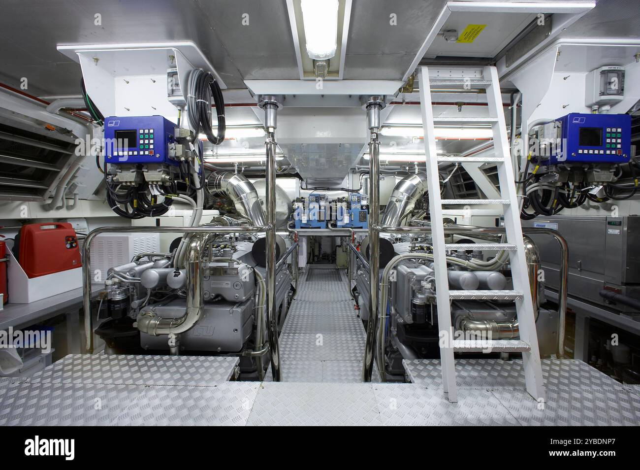 Salle des machines de superyacht Banque D'Images