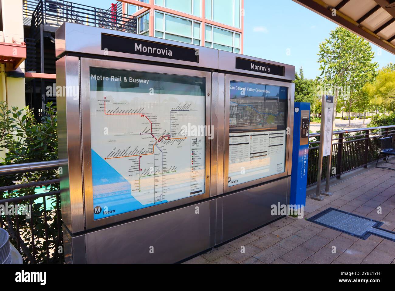 Panneau d'information sur le métro de Los Angeles à la station de métro A de Monrovia Banque D'Images