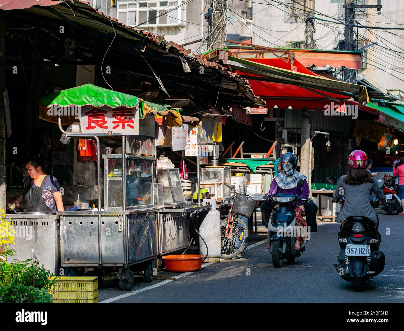 Taipei, 13 juin 2014 - vue ensoleillée sur le marché de rue Banque D'Images