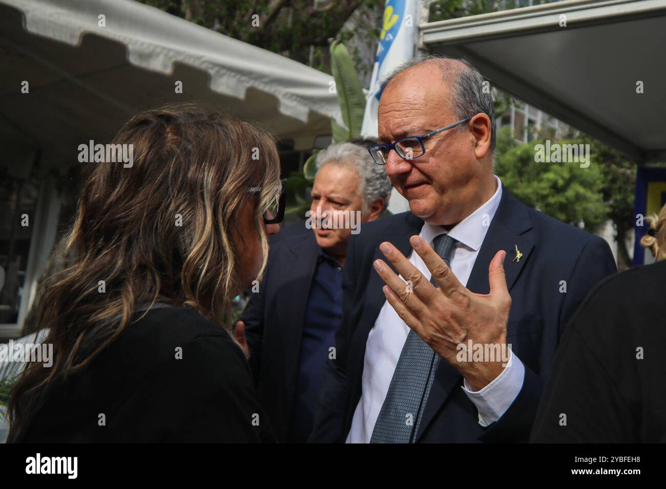 Palerme, Italie. 18 octobre 2024. Giuseppe Valditara, ministre de l'éducation et du mérite dans le gouvernement Meloni, à Palerme pour son soutien à Matteo Salvini. (Photo d'Antonio Melita/Pacific Press) crédit : Pacific Press Media production Corp./Alamy Live News Banque D'Images