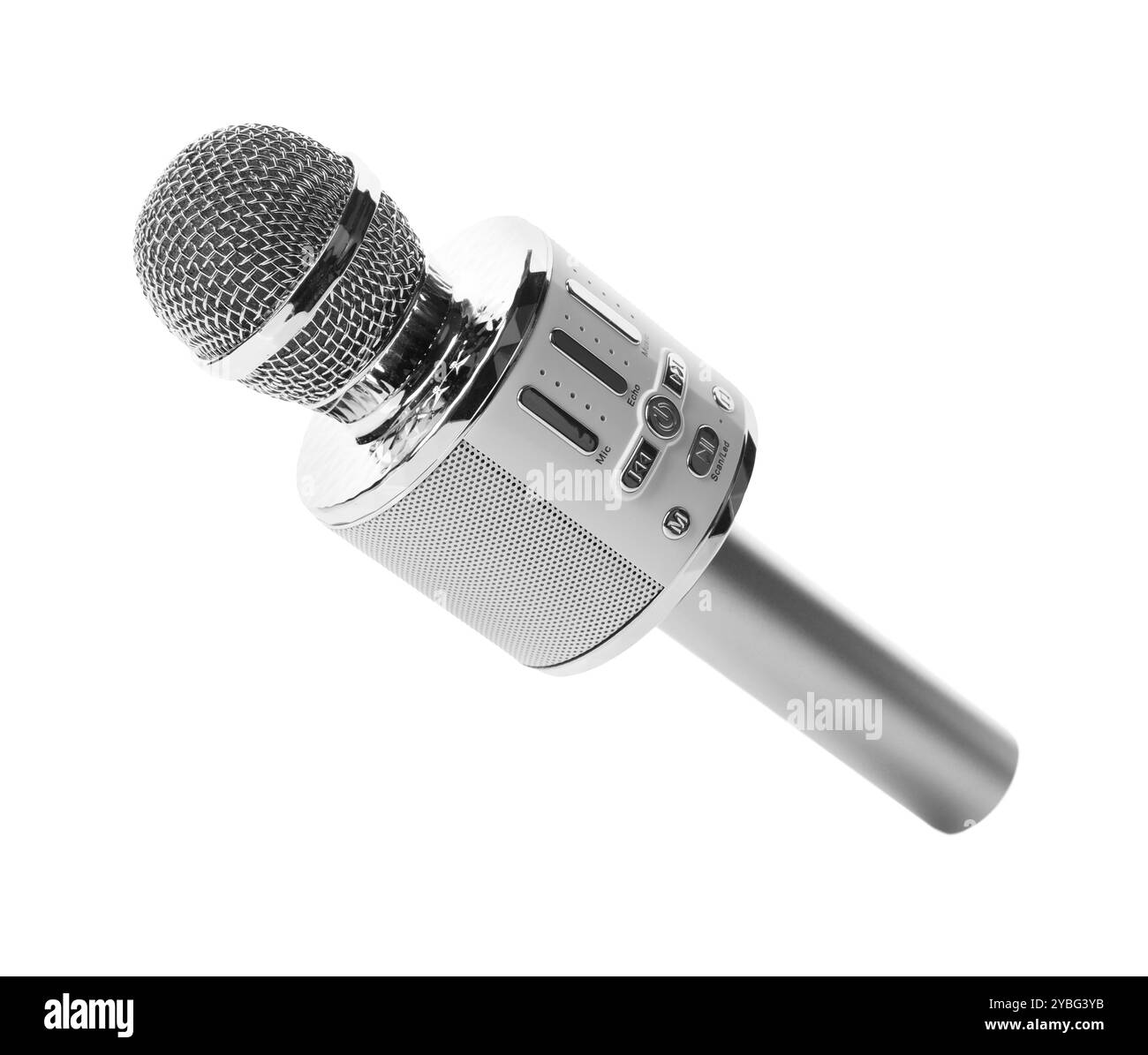 Un microphone karaoké argenté isolé sur blanc Banque D'Images Un microphone karaoké argenté isolé sur blanc Banque D'Images