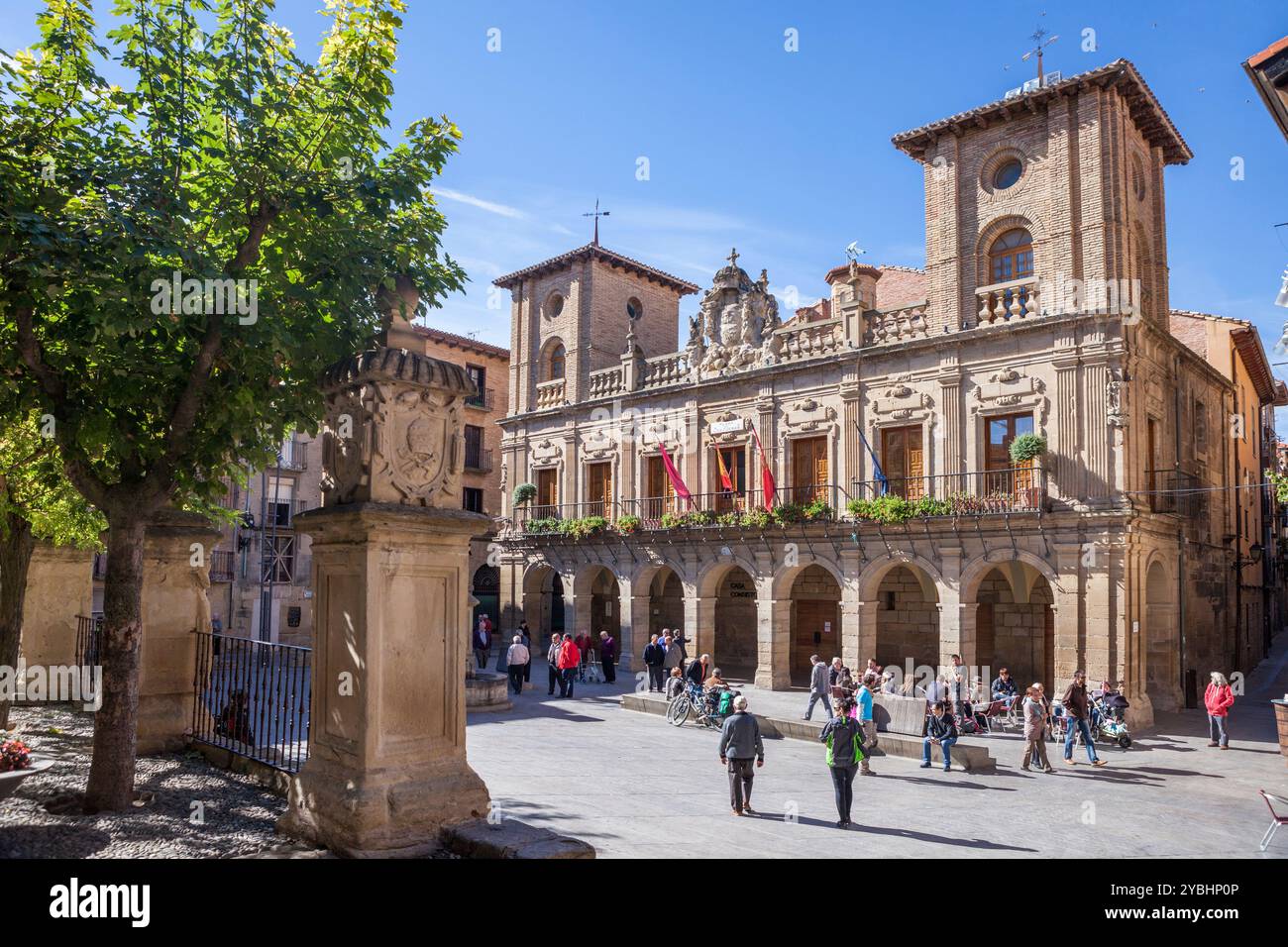 James Way ; Square of Los Fueros à Viana, Navarra, Espagne Banque D'Images