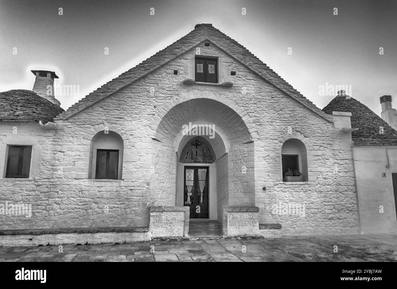 Trulli typiques bâtiments avec toits coniques à Alberobello, dans les Pouilles, Italie Banque D'Images