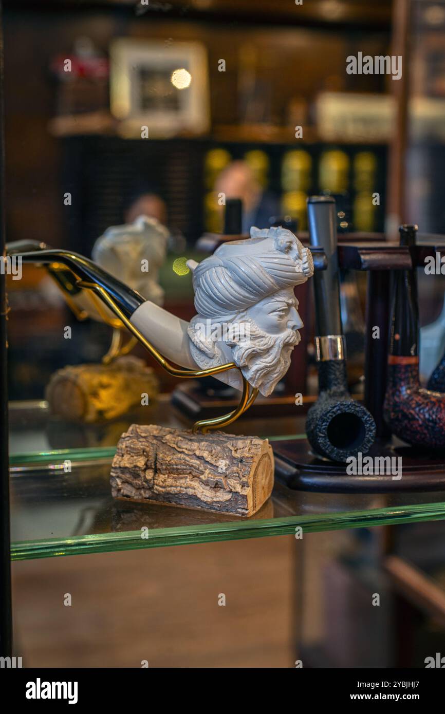 Pipe Empire ottoman fait à la main Banque D'Images