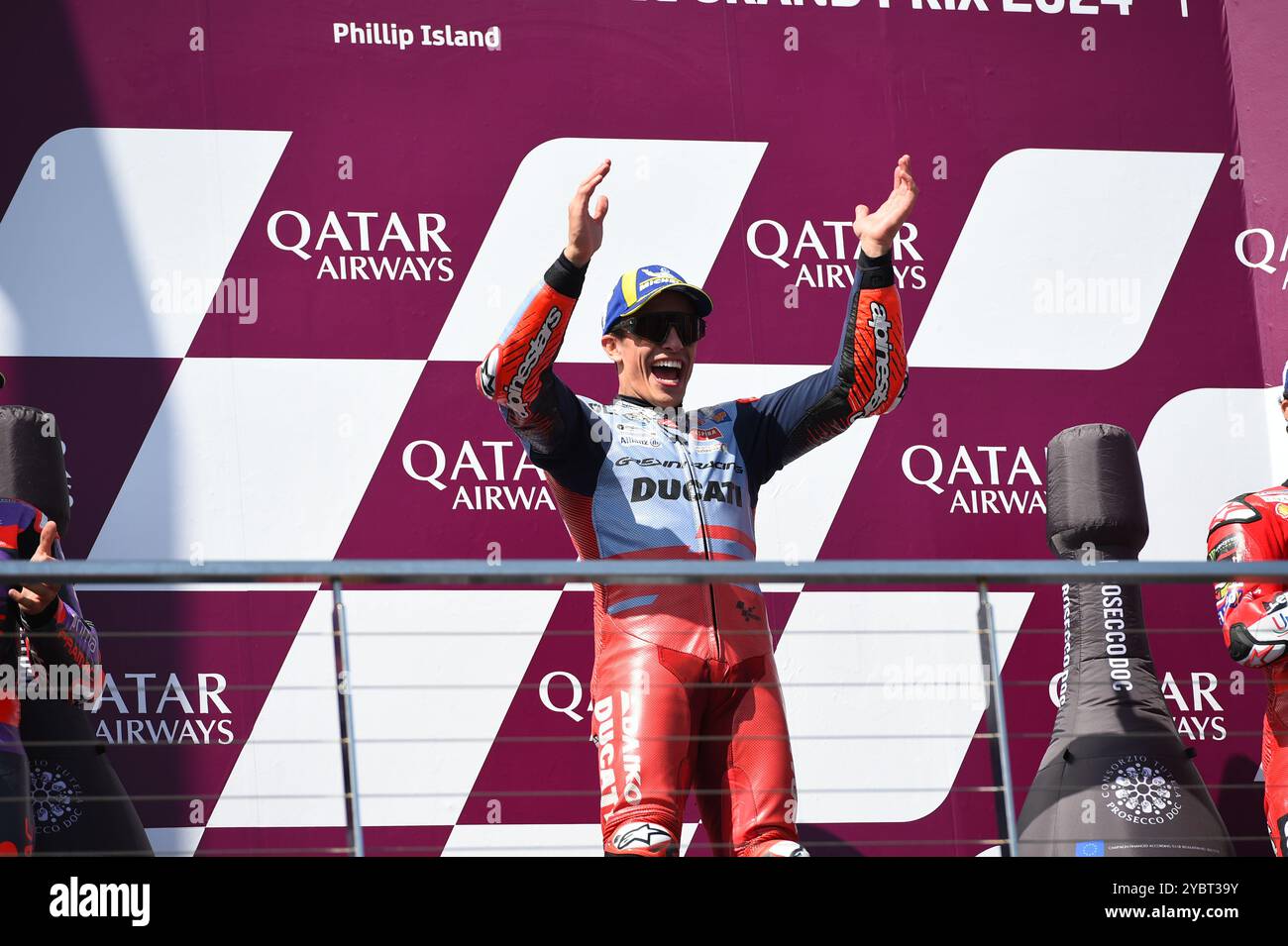 MELBOURNE, AUSTRALIE. 20 octobre 2024. Sur la photo : Marc Márquez, #93 d'Espagne, pilotant pour Gresini Racing lors des célébrations du podium MotoGP au Qatar Airways Australian Motorcycle Grand Prix 2024 qui s'est tenu sur le circuit de Phillip Island. Crédit : Karl Phillipson/Alamy Live News Banque D'Images